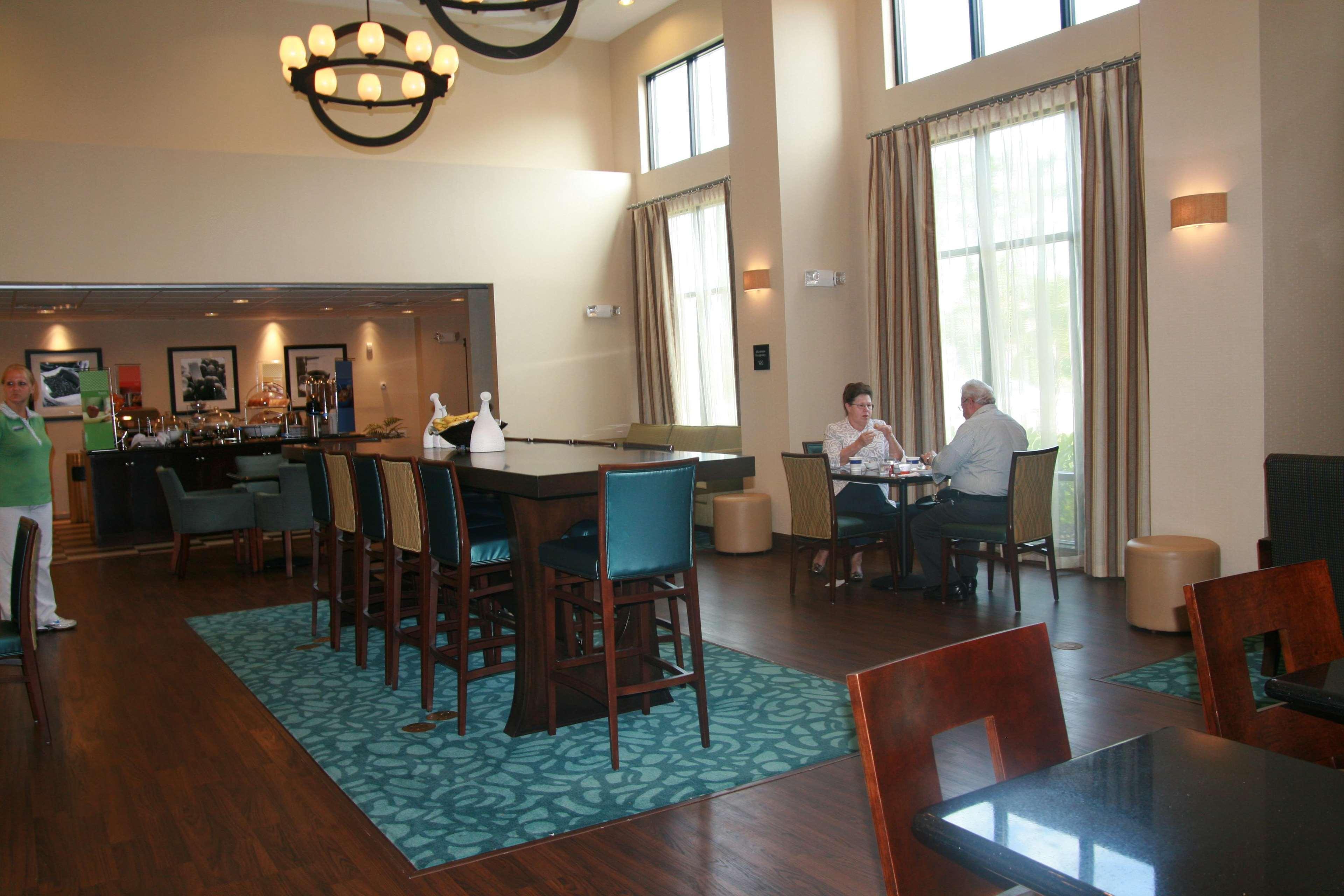 Hampton Inn & Suites Baton Rouge/Port Allen Restaurang bild